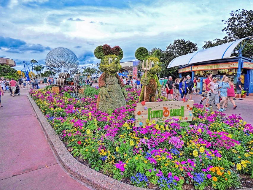 Celebrate Spring at 5 Flower-Filled Festivals