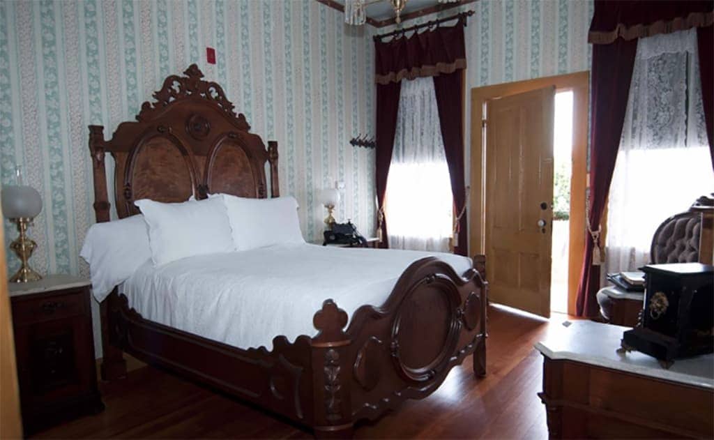 CosmopolitanInn