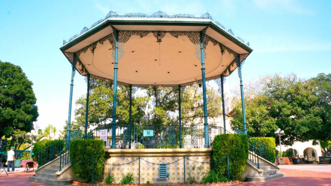 La Placita Olvera Directions Step Back In Time At Placita Olvera In Los Angeles