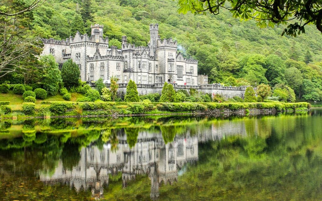 Kylemore Abbey, Ireland. Photo credit: Nicole Wiltrout