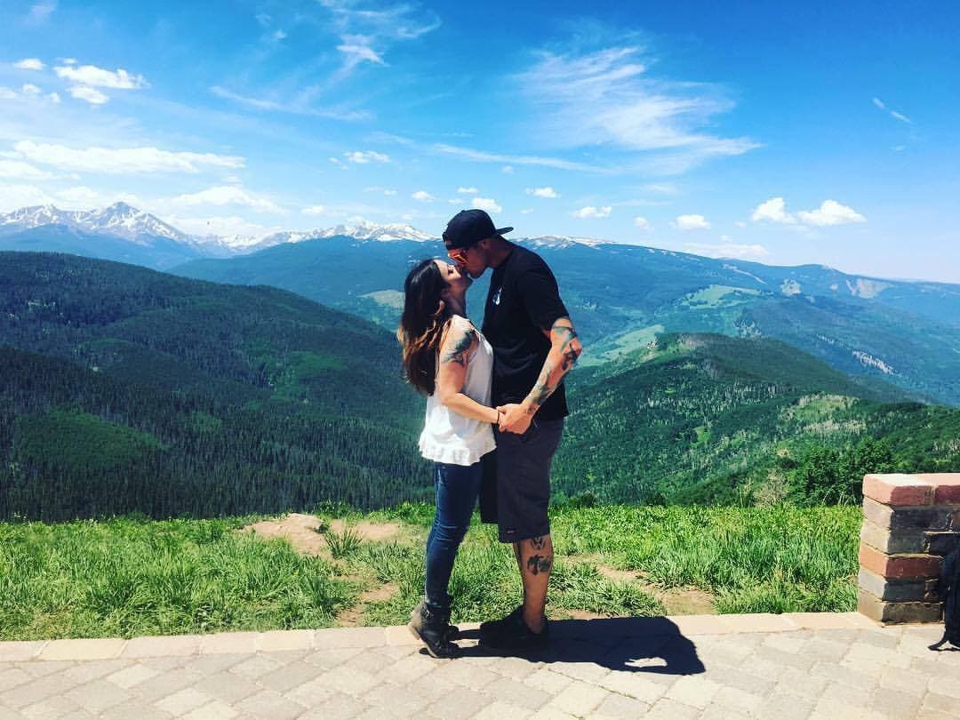 Come along with travel experts who reveal their dream romantic getaways in the USA.