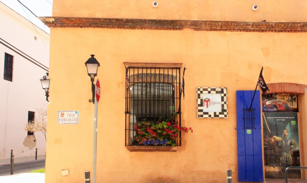 Come along with PointsandTravel to discover Santa Domingo - The First City of the New World.