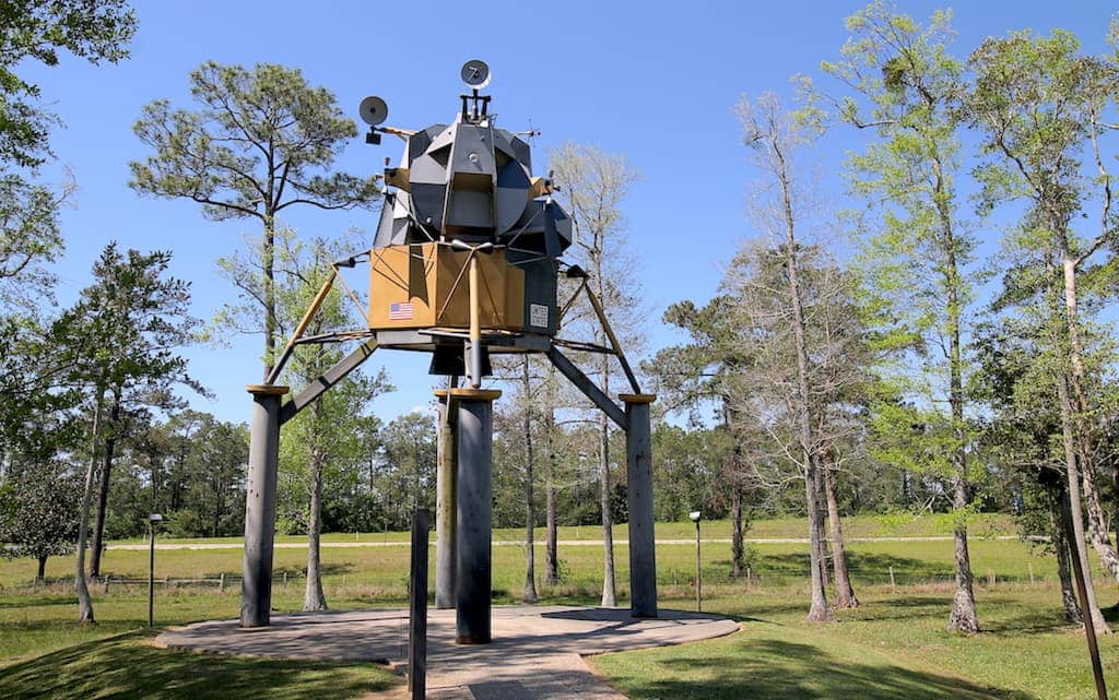 Lunar Lander trainer - Photo by Mike Shubic of MikesRoadTrip.com