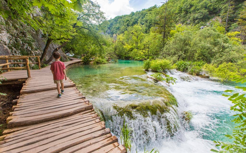 Kid-friendly Europe: Walking around Plitvice