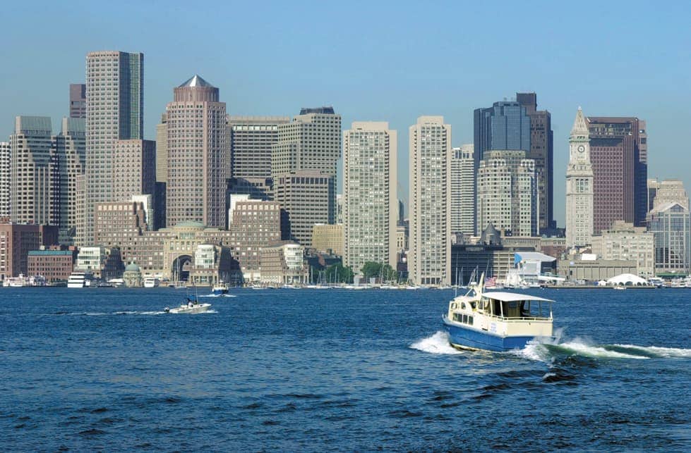 Come along with PointsandTravel as she shows us the family travel magical history tour.