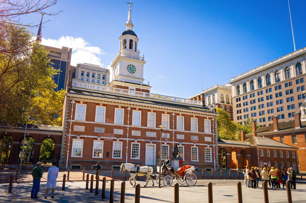 Come along with PointsandTravel as she shows us the family travel magical history tour.