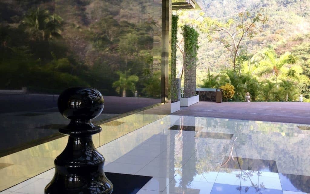 Come along with luxury travel writer Dr. Cacinda Maloney as she explores luxury within luxury - a new concept in a Puerto Vallarta Resort.