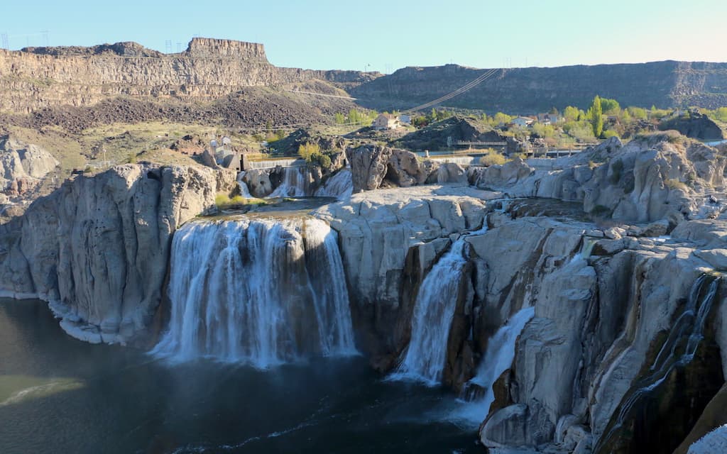Shoshone Falls photo by Mike Shubic of MikesRoadTrip.com for Road Trip waterfalls series