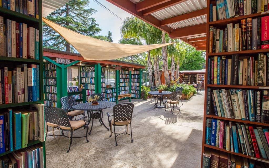 Ojai with kids: Ojai's Bart's Books