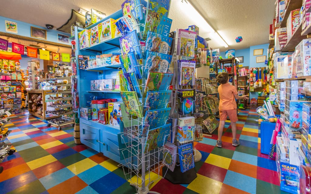 Ojai with kids: Serendipity Toys in Ojai