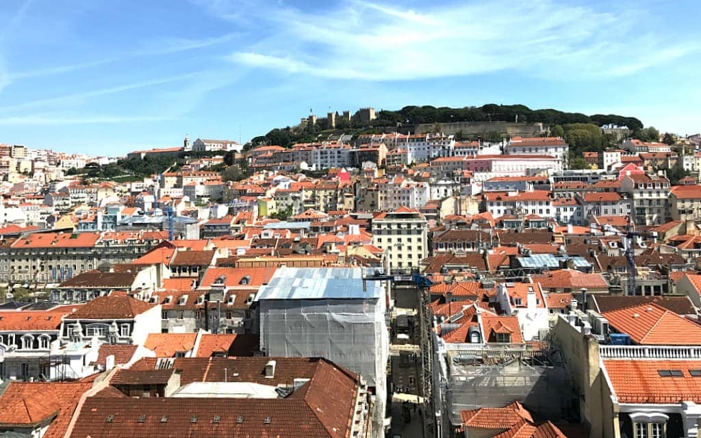 5-Places-to-Slow-Down-and-Travel-Like-a-Local-Lisbon-Travelocity