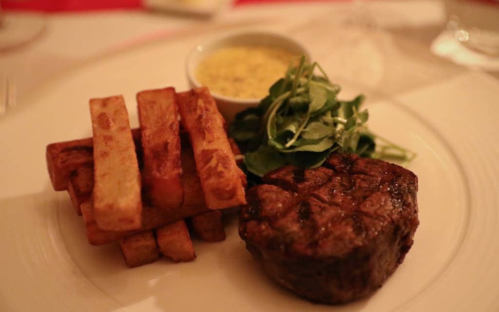 Cheneston's Restaurant steak and chips