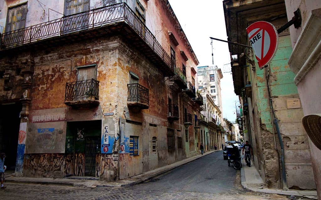 traveling to cuba