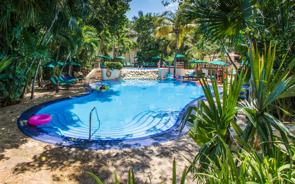 Riviera Maya with Kids - The very quiet Royal Level pool