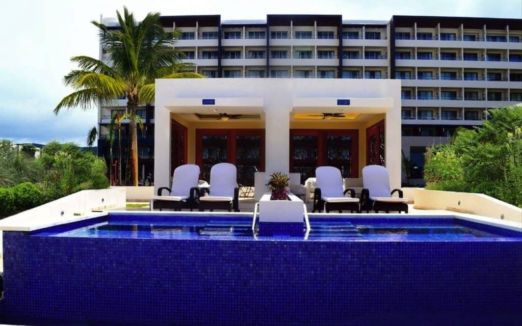 Come along with me as I share with you 5 Jamaican travel tips to make your trip perfect.