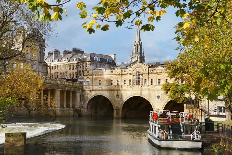 Why Travel to England Now?