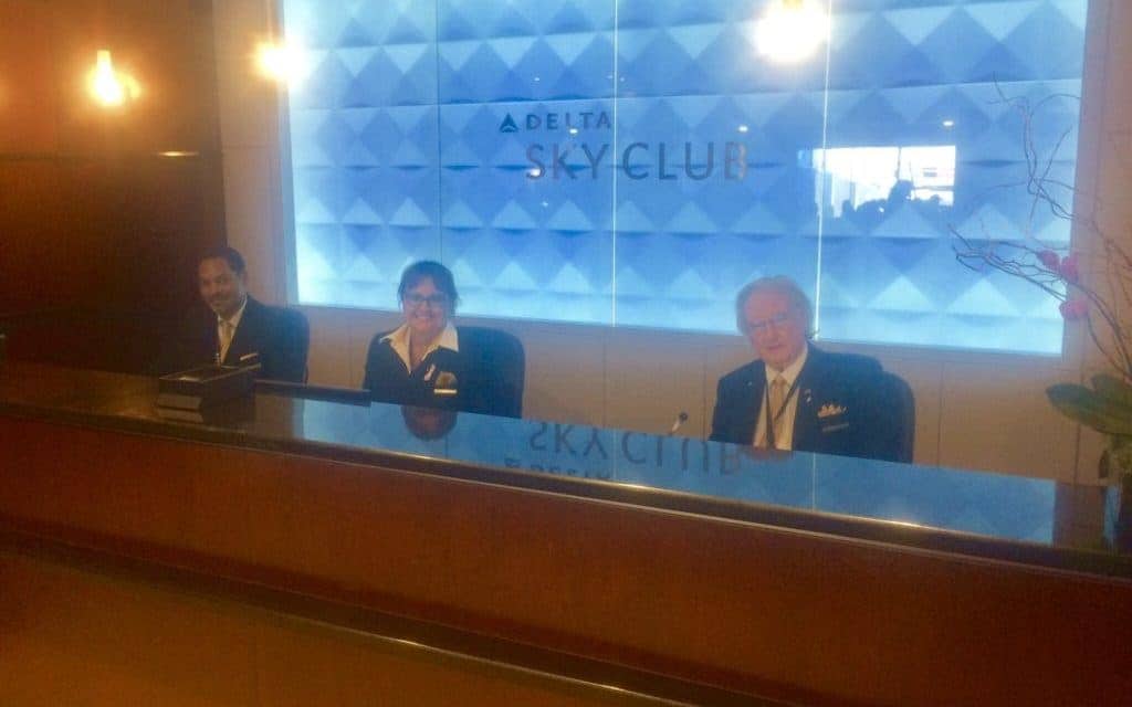 How to Make Air Travel More Enjoyable - Airport Lounge