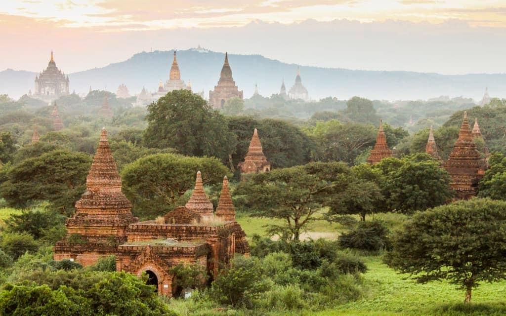 Travel inspiration: Sunset overlooking the temples of Bagan