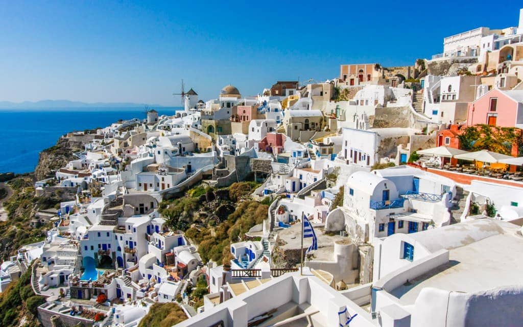 Travel inspiration: The village of Oia, Santorini, Greece