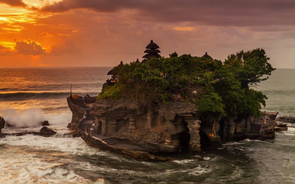 Must do in Bali - Tanah Lot
