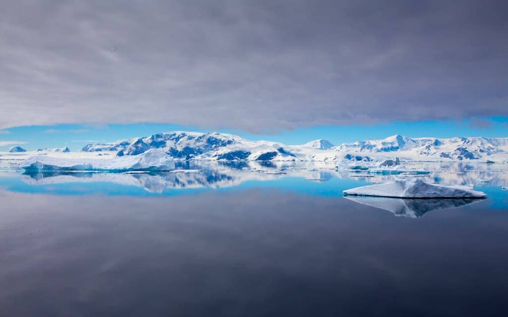 Breathtaking views: Icebergs in Antarctica