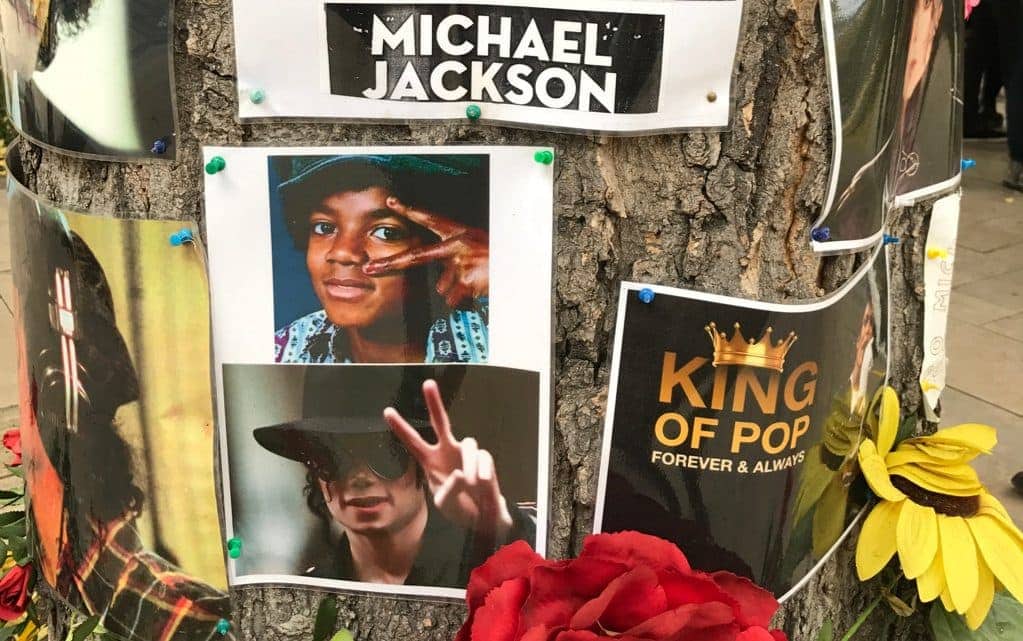  7 Things that will surprise you about Budapest, Michael Jackson memorial tree