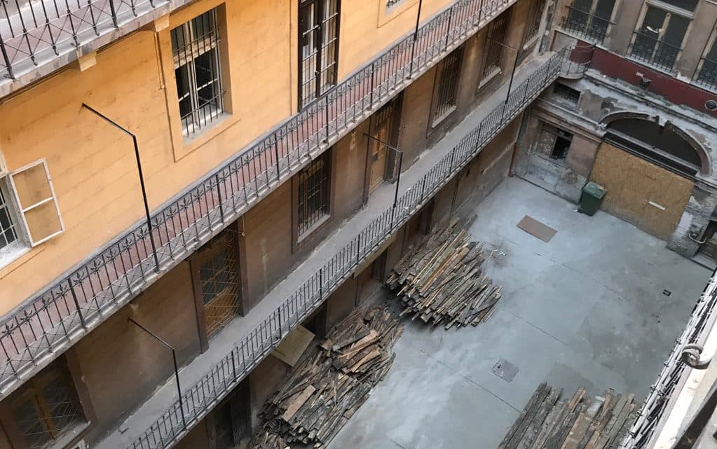  7 Things that will surprise you about Budapest, abandoned building