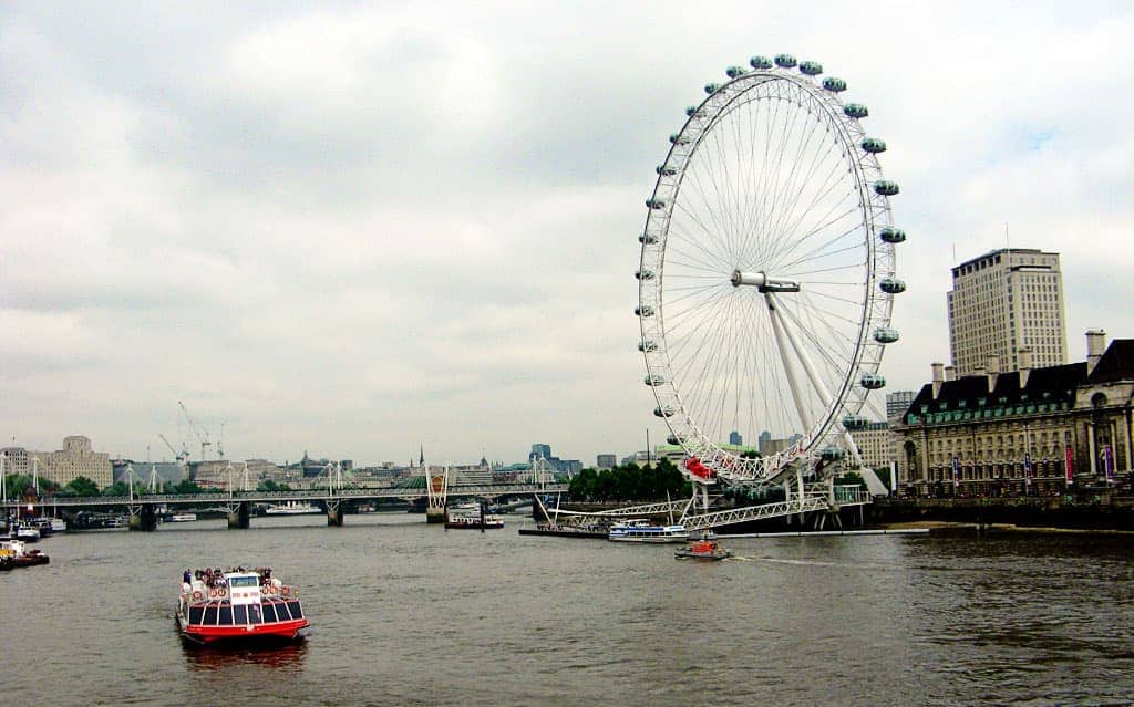 London England Photo credit: Keryn Means/ WalkingOnTravels.com