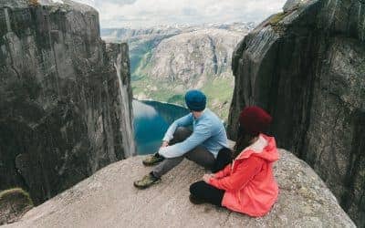 Anatomy of a Perfect Travel Companion: 5 Key Traits & 1 Danger Sign
