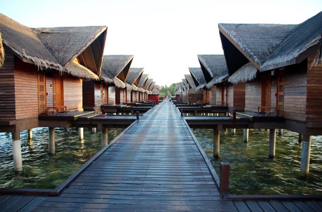 6 Reasons Empty Nesters Should Visit the Maldives