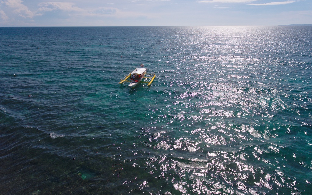 Outrigger boat-in-Philippines-by-Mike-Shubic