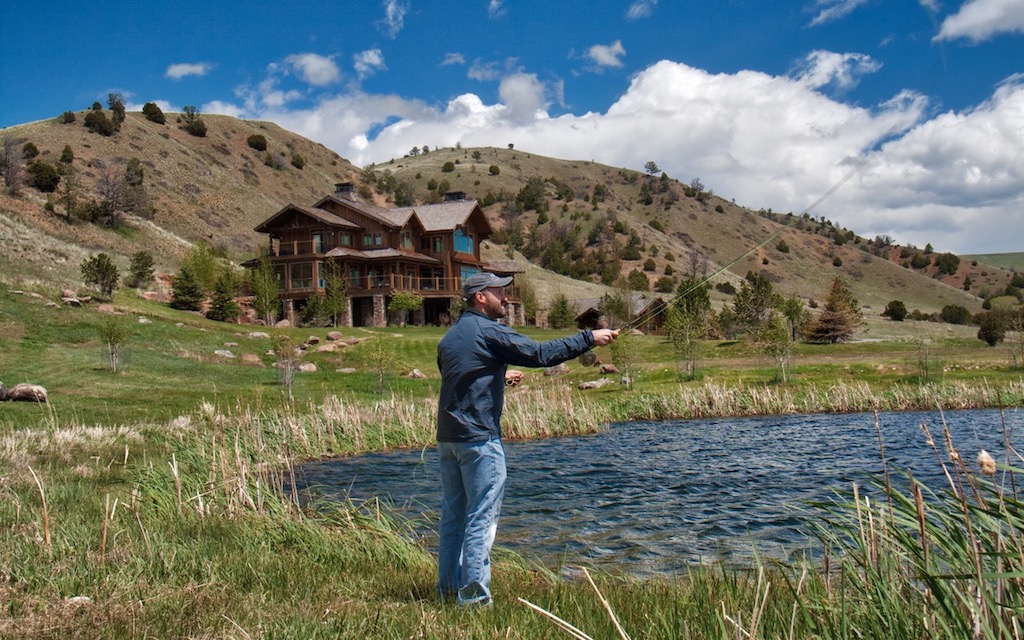 Bozeman Montana is one of the best small city road trip destinations for 2018. Photo by: Mike Shubic of MikesRoadTrip.com