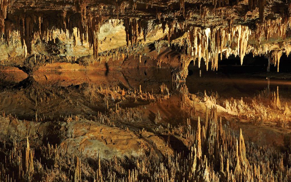 Dream Lake in the Luray Caverns