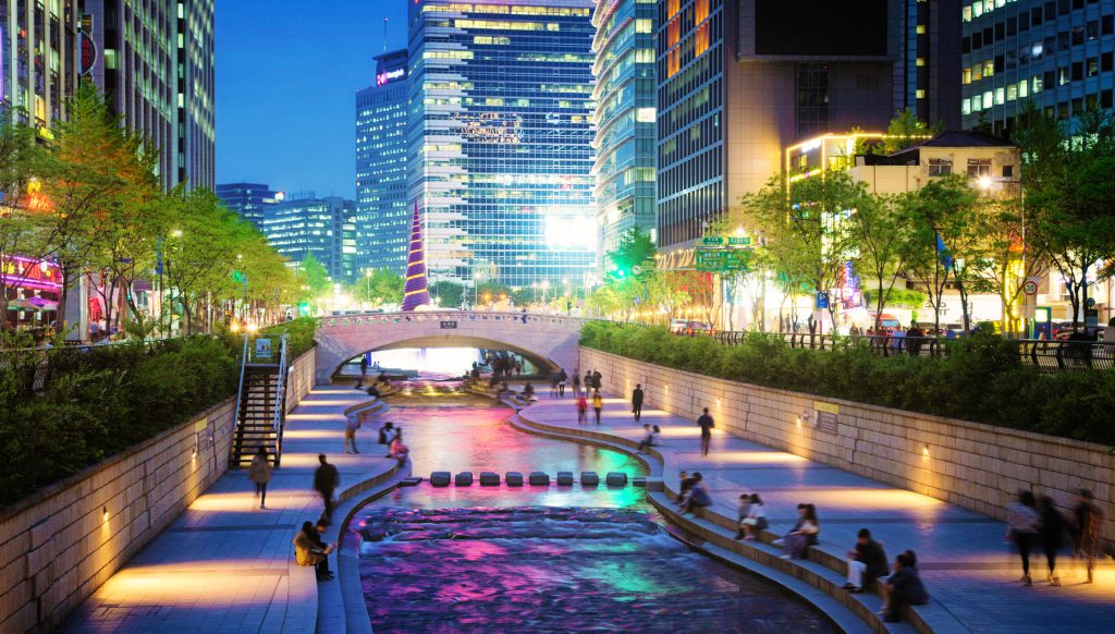 Seoul Cheonggyecheon stream park and bridge at night