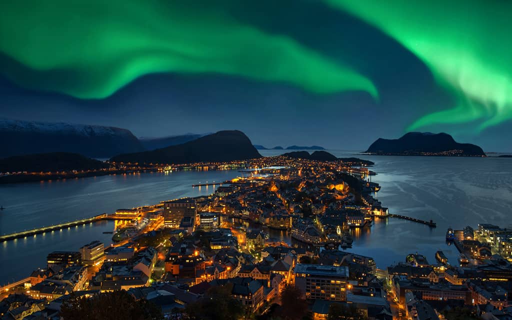 We Chased the Northern Lights (And So Can You!)