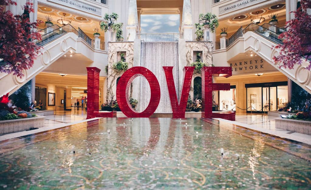 8 Reasons Why The Venetian Is My Favorite Place To Stay In Vegas