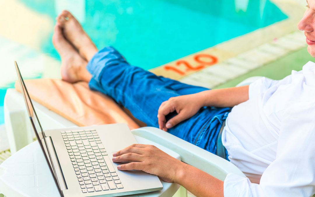 12 Bleisure Travel Tips to Combine Work and Play