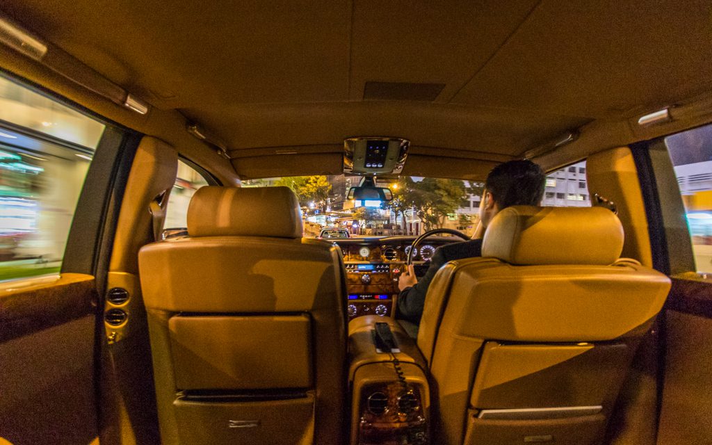 Amazing Hotel Arrivals - In the Rolls Royce to the Peninsula Hong Kong