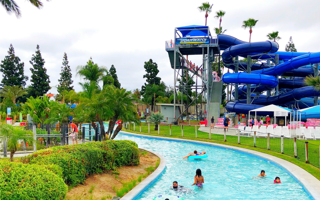 Lazy river at Knott's Soak City 