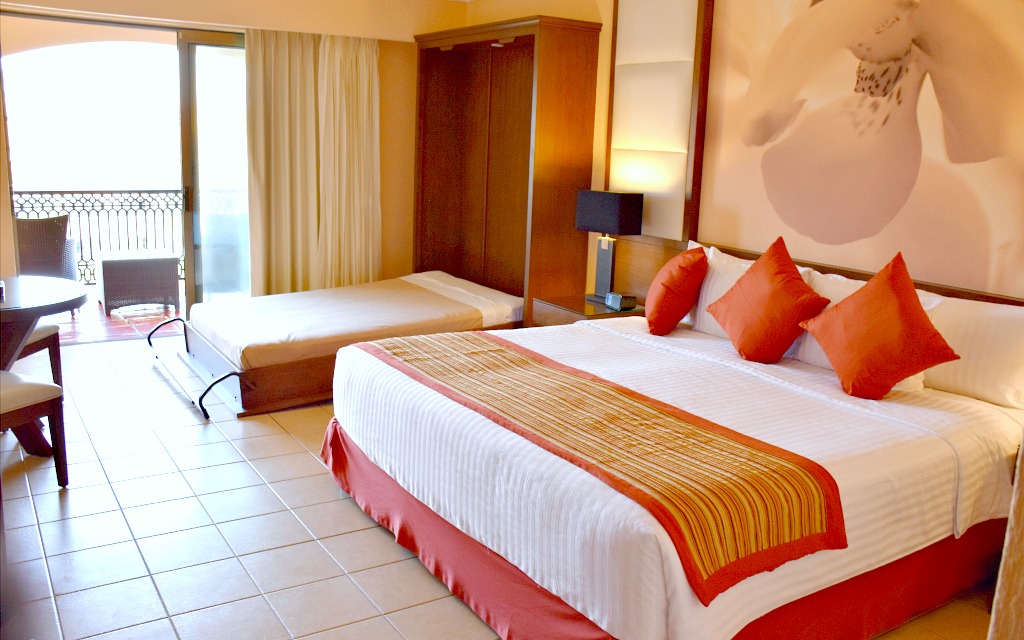 royal solaris room accomodations