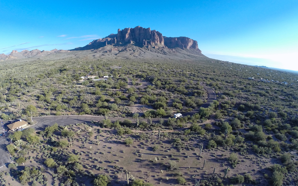 Day trip from Phoenix to Apache Juction. Photo by: MikesRoadTrip.com
