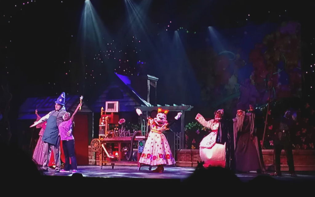 Disney cruise live shows