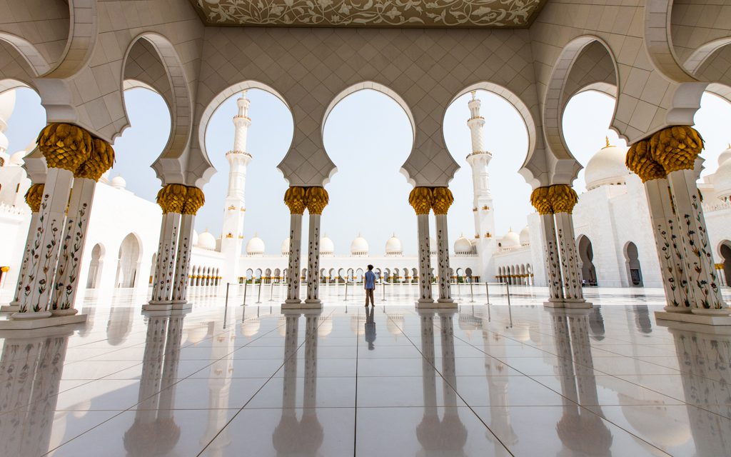 Where to travel in 2019 - The Sheikh Zayed Grand Mosque in Abu Dhabi