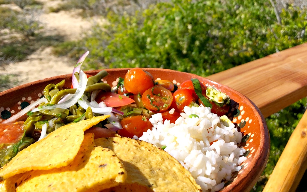 Buffet lunch following the camel tour - Travelocity.com
