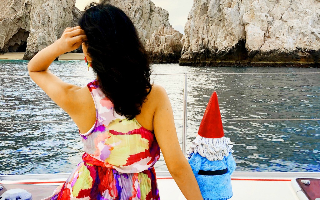 Taking in the view with the Roaming Gnome - Travelocity.com - #Gnomads #GnomadsTakeOverCabo #LosCabos #familytravel