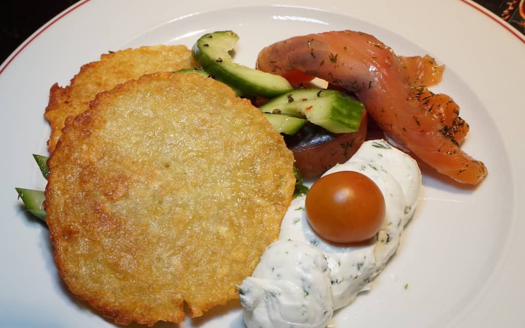 Bremen Ratskeller Hausgebeizter Lachs by Mike Shubic