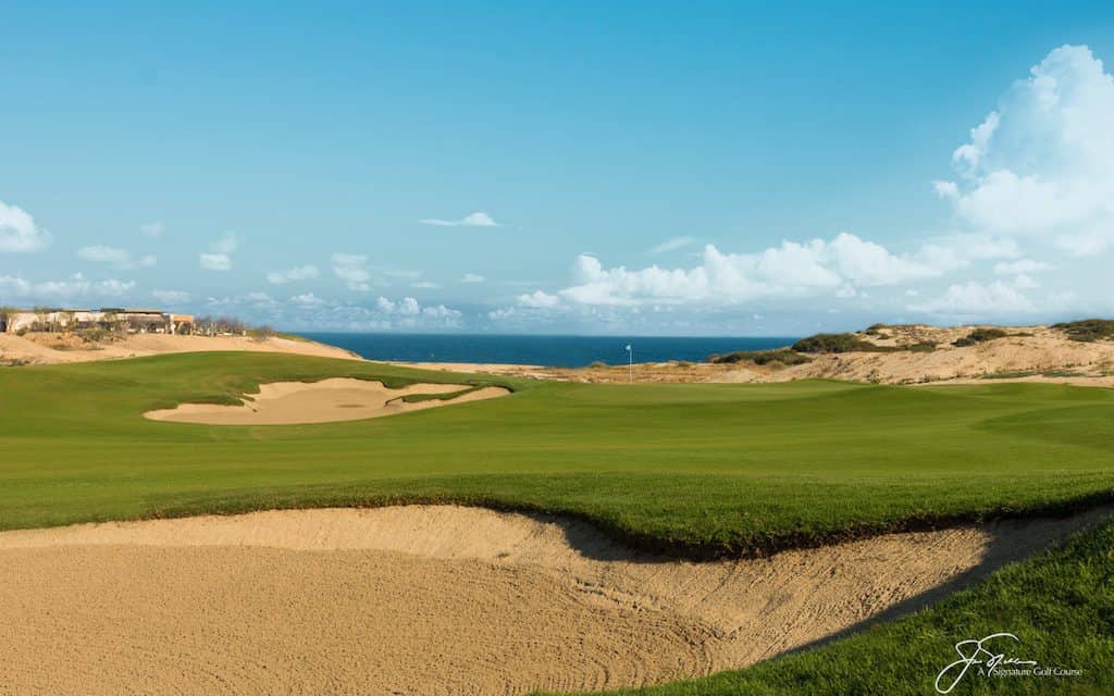 Thinking about a Cabo golf getaway? There aren't many courses in the world as beautiful as those you'll find in this picturesque part of Mexico.