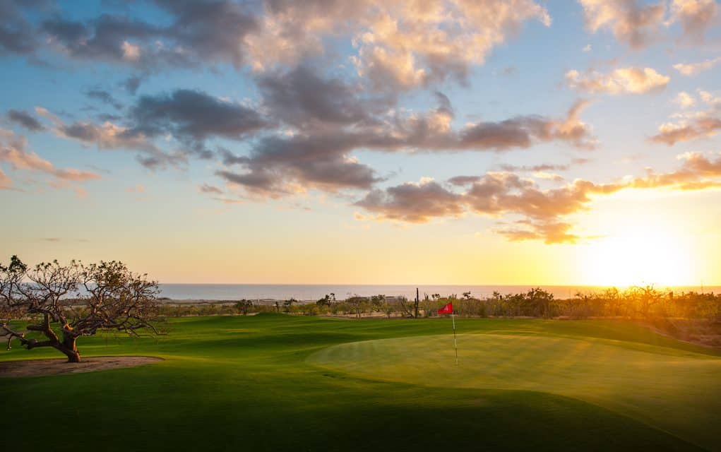 Thinking about a Cabo golf getaway? There aren't many courses in the world as beautiful as those you'll find in this picturesque part of Mexico.