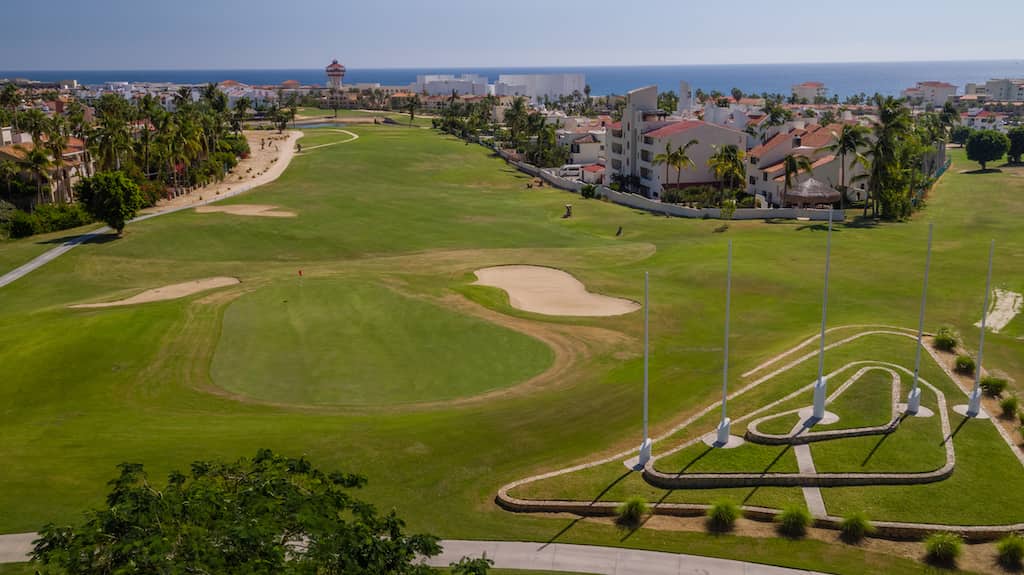Thinking about a Cabo golf getaway? There aren't many courses in the world as beautiful as those you'll find in this picturesque part of Mexico.