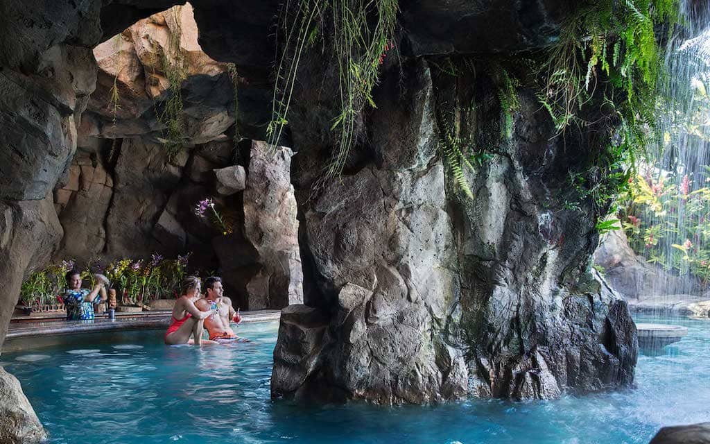 Grand Wailea Grotto Bar
